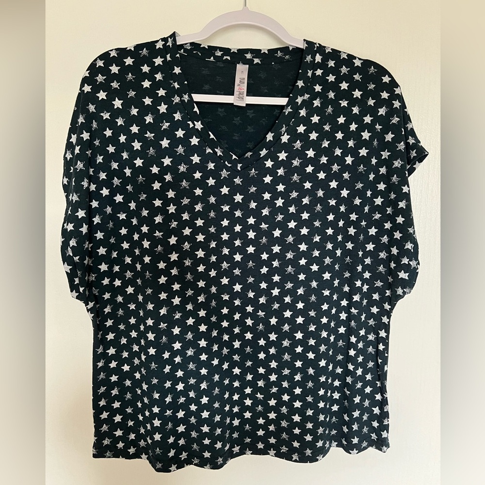 Latched Mama stars top
